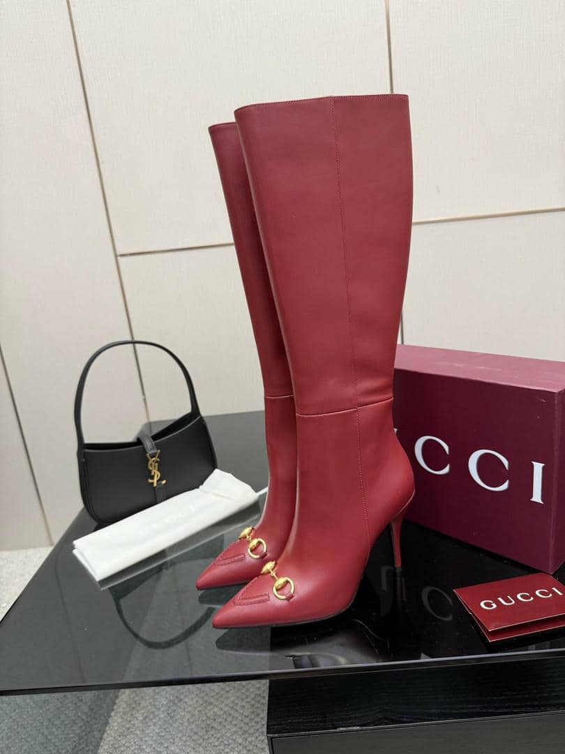 0029 Boots